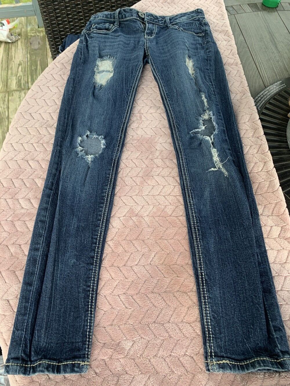Mudd FLX Stretch Skinny Jeans Size 1 Junior Women Distressed Blue Dark Wash